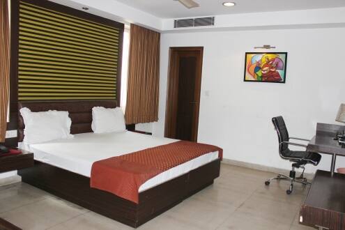 Hotel Parth Paradise, Ghaziabad 3